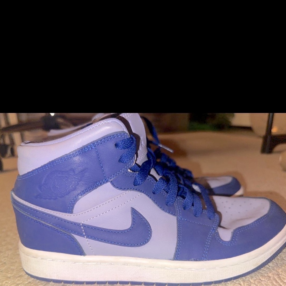 Air Jordan 1 Mid SE Iron Deep Royal Purple
